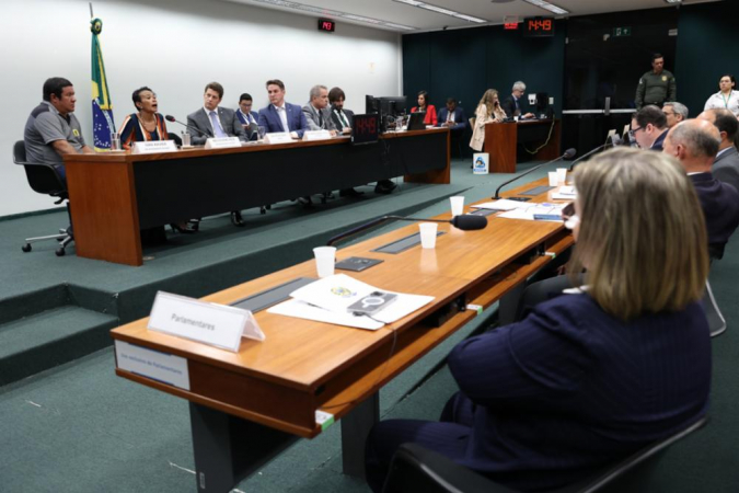 Salles Acha Que O Presidente Da Cpi Do Mst E Dita Os Trabalhos