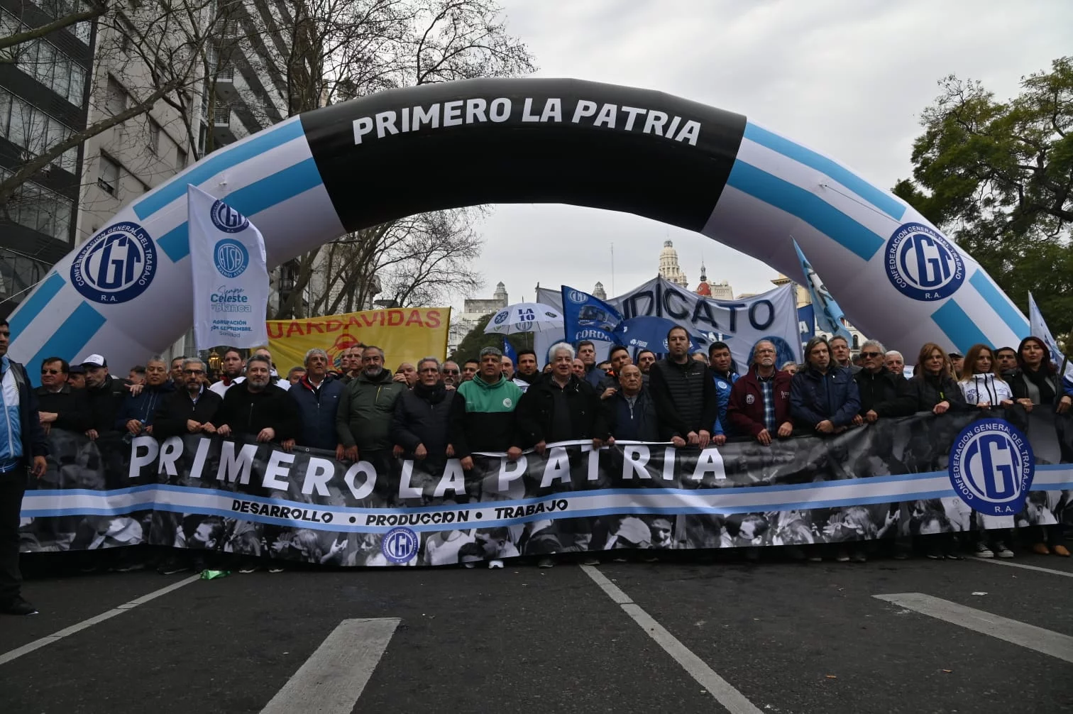 Sindicatos Argentinos Reagem Ao Plano Motosserra De Milei Jor