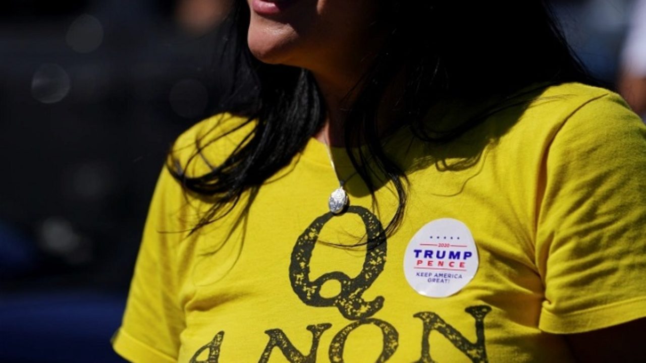 O que é QAnon, a teoria da conspiração se espalhando pelos EUA