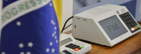 Imagem de urna eletrônica