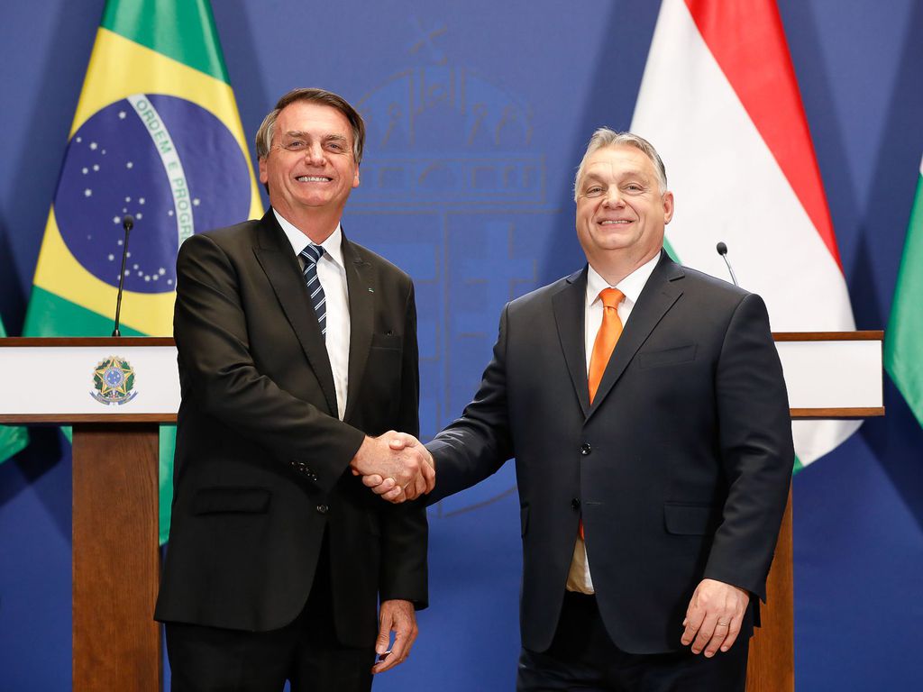 Jair Bolsonaro ao lado do primeiro-ministro da Hungria, Viktor Orbán Foto: Alan Santos/PR