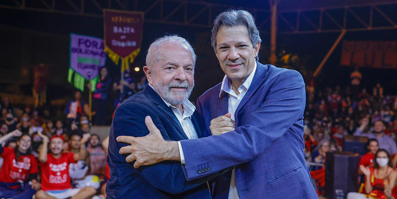 Lula e Fernando Haddad, pré-candidato do PT ao governo de São Paulo. Pesquisa Genial/Quaest de maio de 2022 mostra que ambos são favoritos em São Paulo. Foto: Ricardo Stuckert