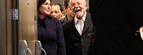 Simone Tebet ao lado de Luiz Inácio Lula da Silva, candidato à presidência do Brasil, em São Paulo/SP. Foto: Divulgação/Simone Tebet
