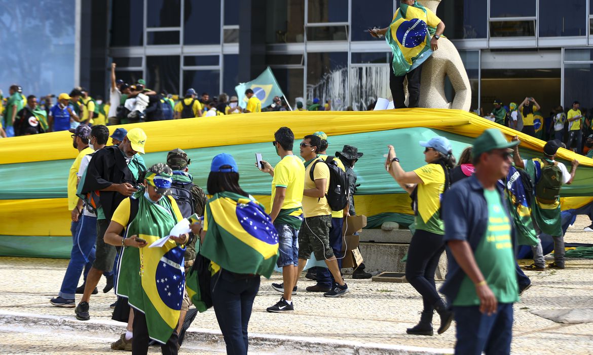 Manifestantes invadem Congresso, STF e Palácio do Planalto. Foto: Marcelo Camargo/Agência Brasil