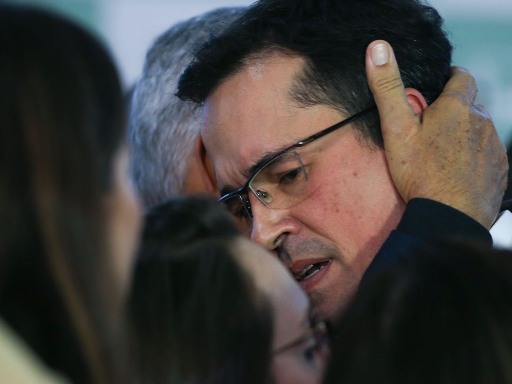 Deltan Dallagnol quase chorando apos cassação