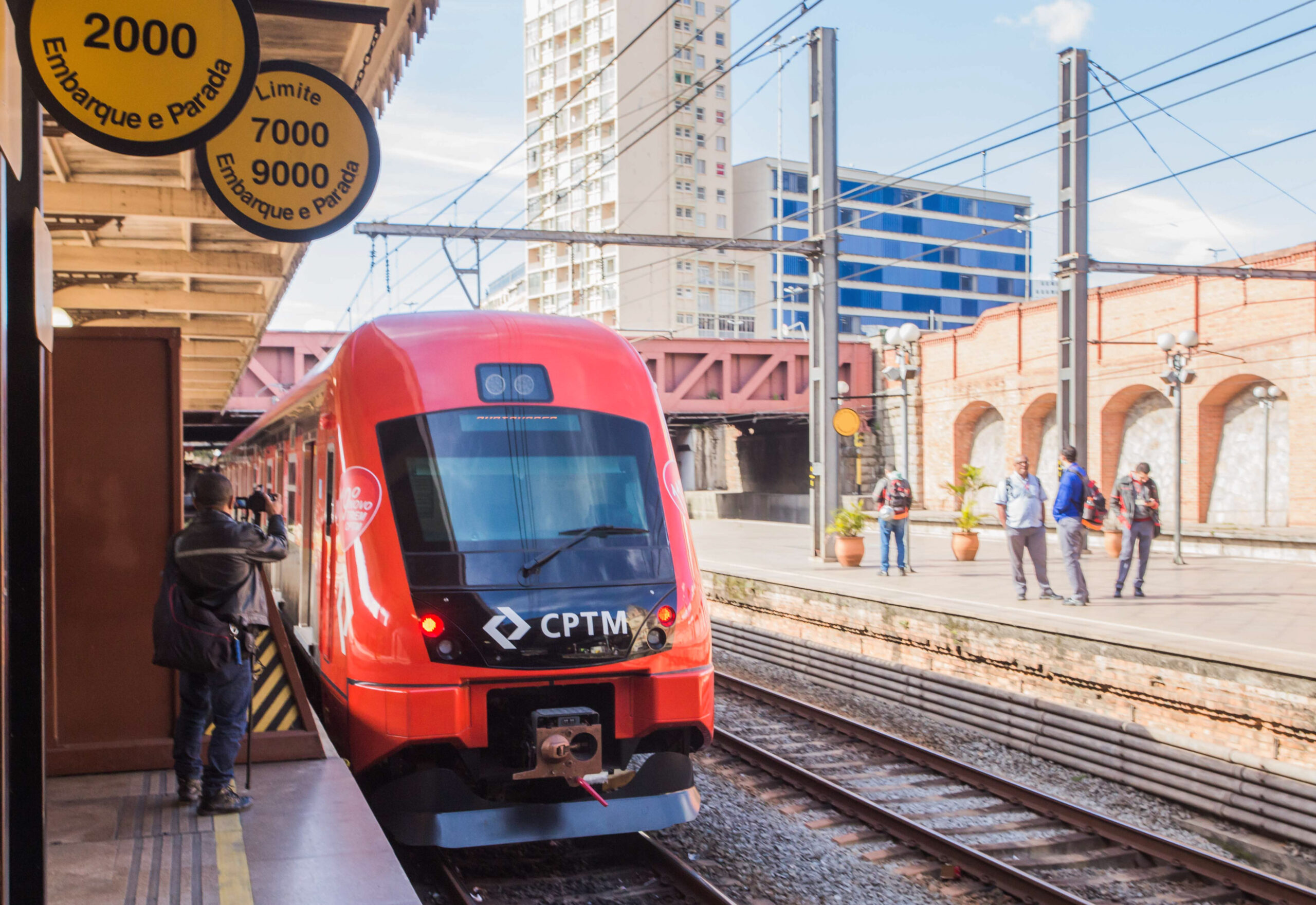 Ferroviários e professores de São Paulo anunciam greves para pressionar governo Tarcísio