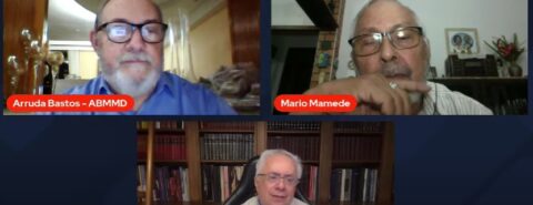 Luís Nassif em conversa com os médicos Arruda Bastos e Mário Mamede