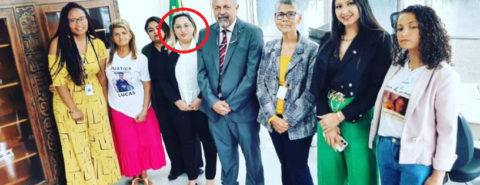 Luciane Farias e outras mulheres em audiência com Secretário de Assuntos Legislativos do Ministério da Justiça. À direta do secretário, Janira Rocha, da Anacrim-RJ, quem teria solicitado as agendas ao Ministério da Justiça. Foto: Divulgação/redes sociais