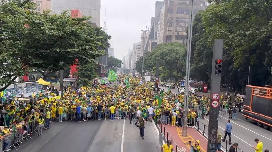 Manifestantes concentram-se na Av. Paulista na manhã de domingo (25/2/24), dia de ato convocado por Jair Bolsonaro. Imagem: Divulgação via Fabio Wajngarten