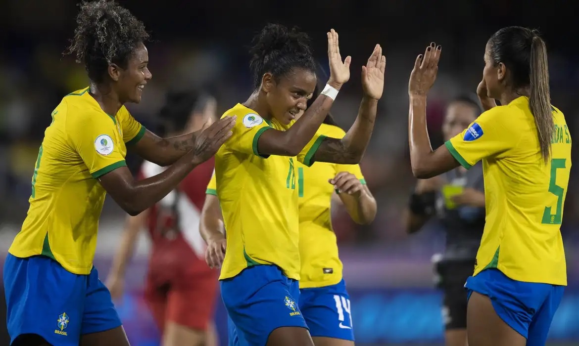 Thais Magalhães - CBF