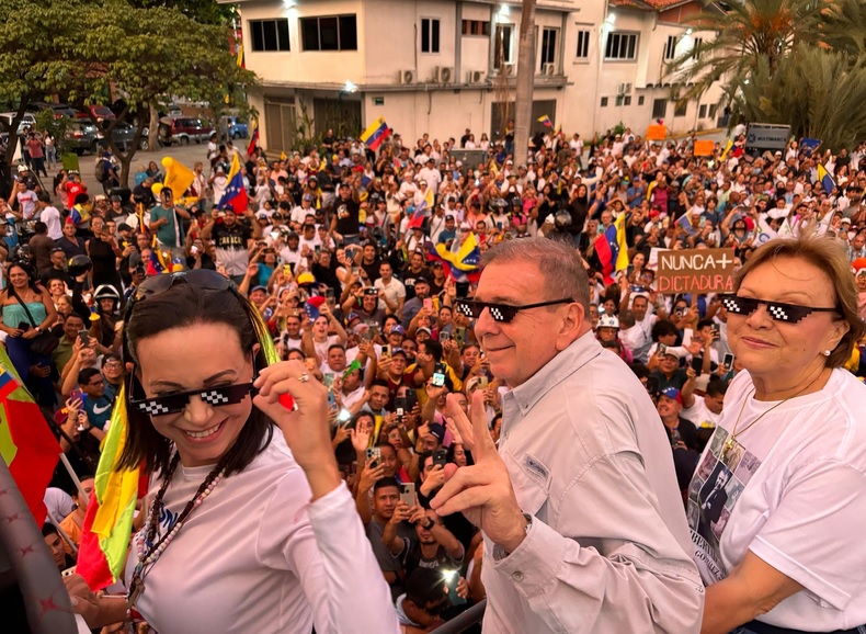 Caracas/Venezuela - 25/07/2024 - Candidato das Oposições Edmundo González e Maria Corina em comício na Venezuela, faltando 3 dias para as eleições. Foto: RS via Fotos Públicas