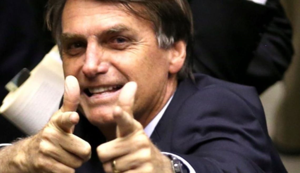 Bolsonaro busca nova alternativa para voltar à presidência com alteração na Lei da Ficha Limpa