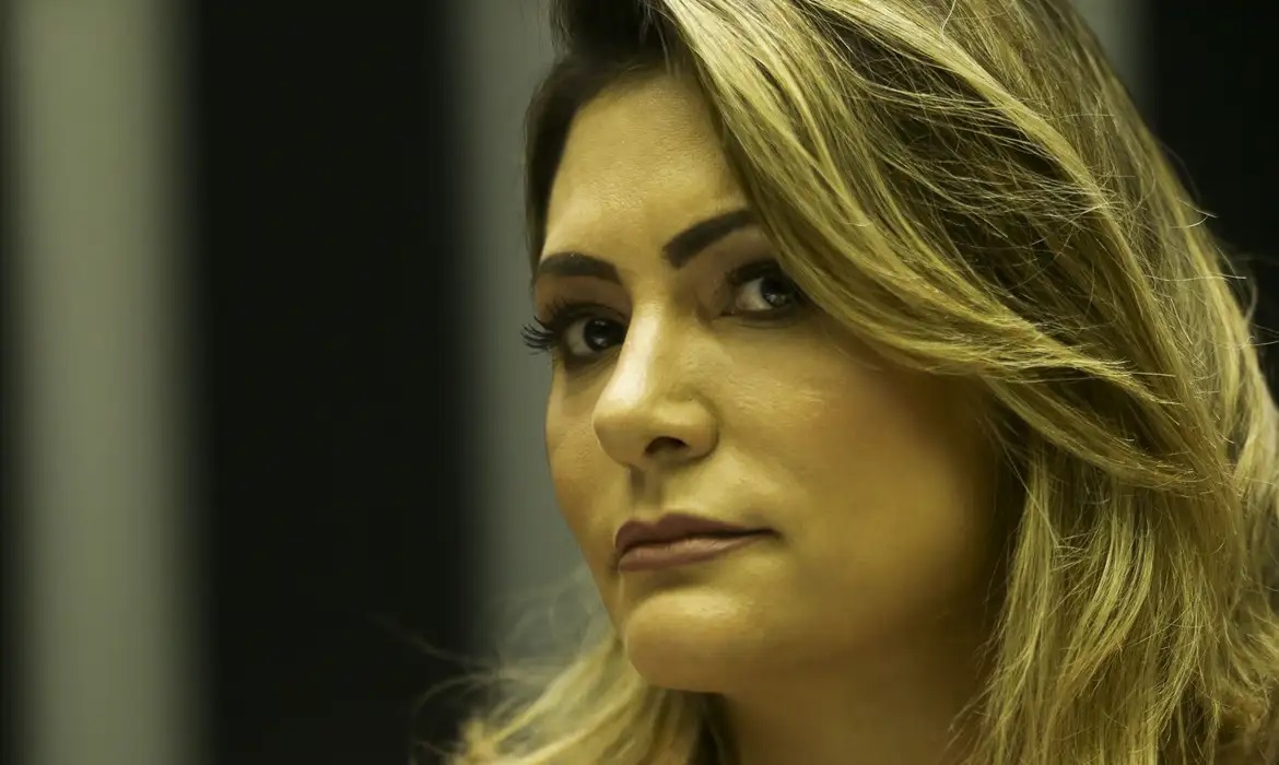 Michelle Bolsonaro seria opção para vice-presidente em 2026, caso Jair permaneça inelegível