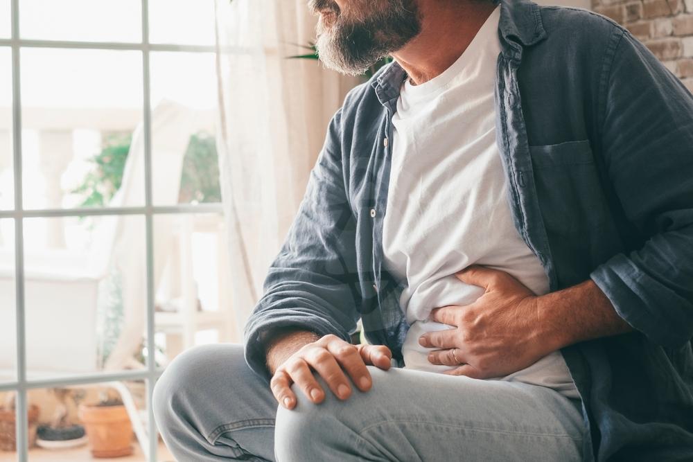 Estilo de vida insalubre impulsiona casos de câncer de intestino em jovens