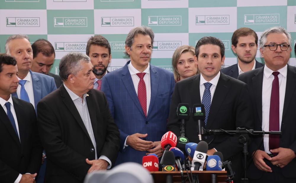 Haddad encaminha agenda econômica 2025/2026 ao Congresso