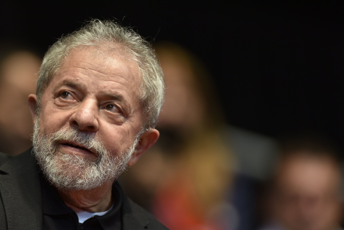 Lula compara tentativa de golpe de Estado com ditadura militar