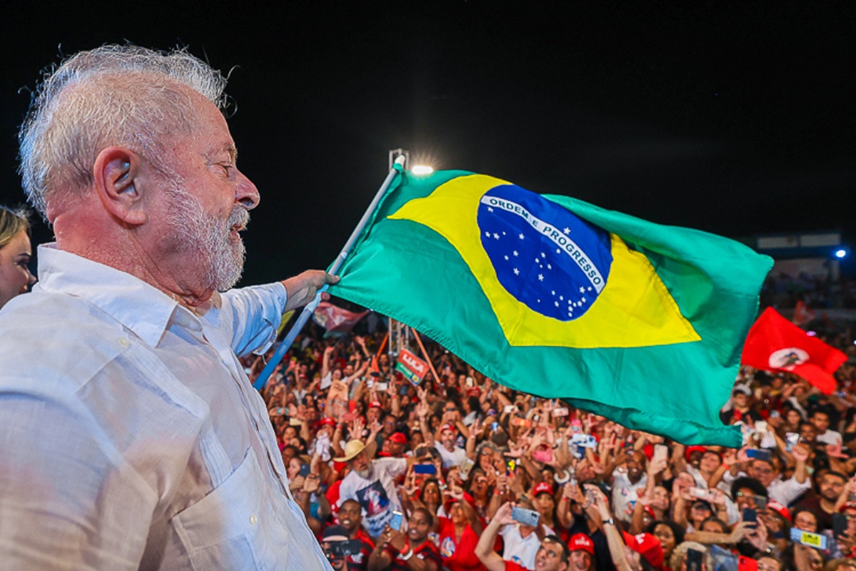 Lula avança e consolida hegemonia rumo a 2026, mostra Quaest