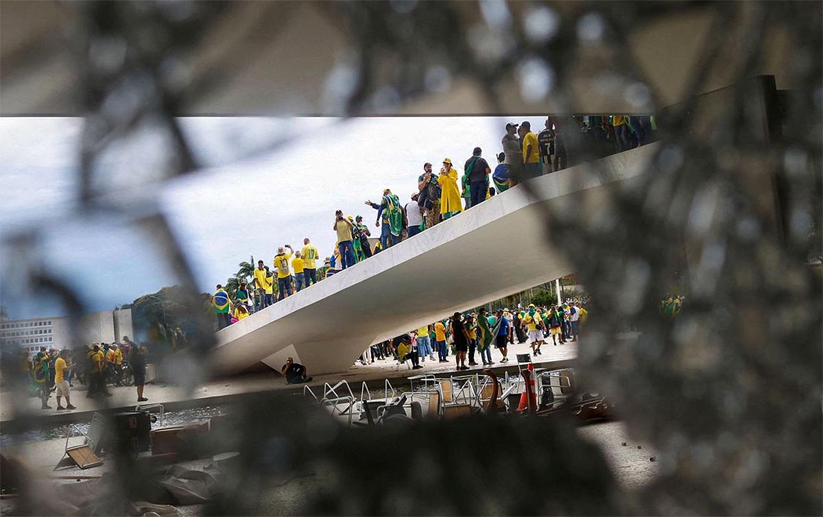 O risco distópico de um longo ciclo da extrema-direita no poder