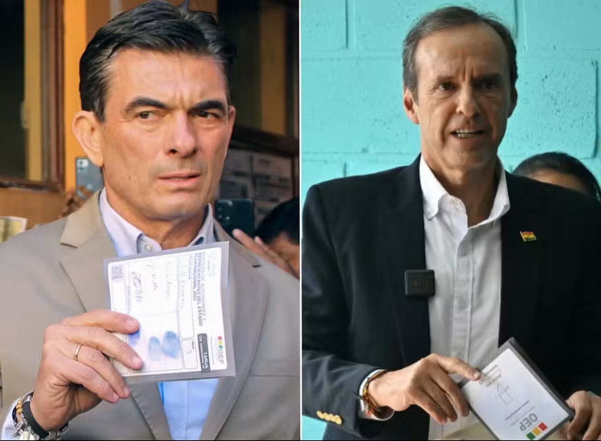 Os candidatos a presidente da Bolívia Rodrigo Paz (à esq.) e Jorge 'Tuto' Quiroga (à dir.) — Foto: AFP