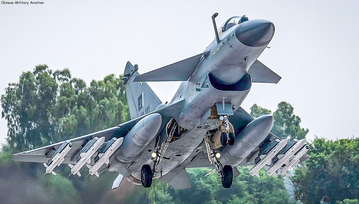 Chengdu J-10 - Divulgação