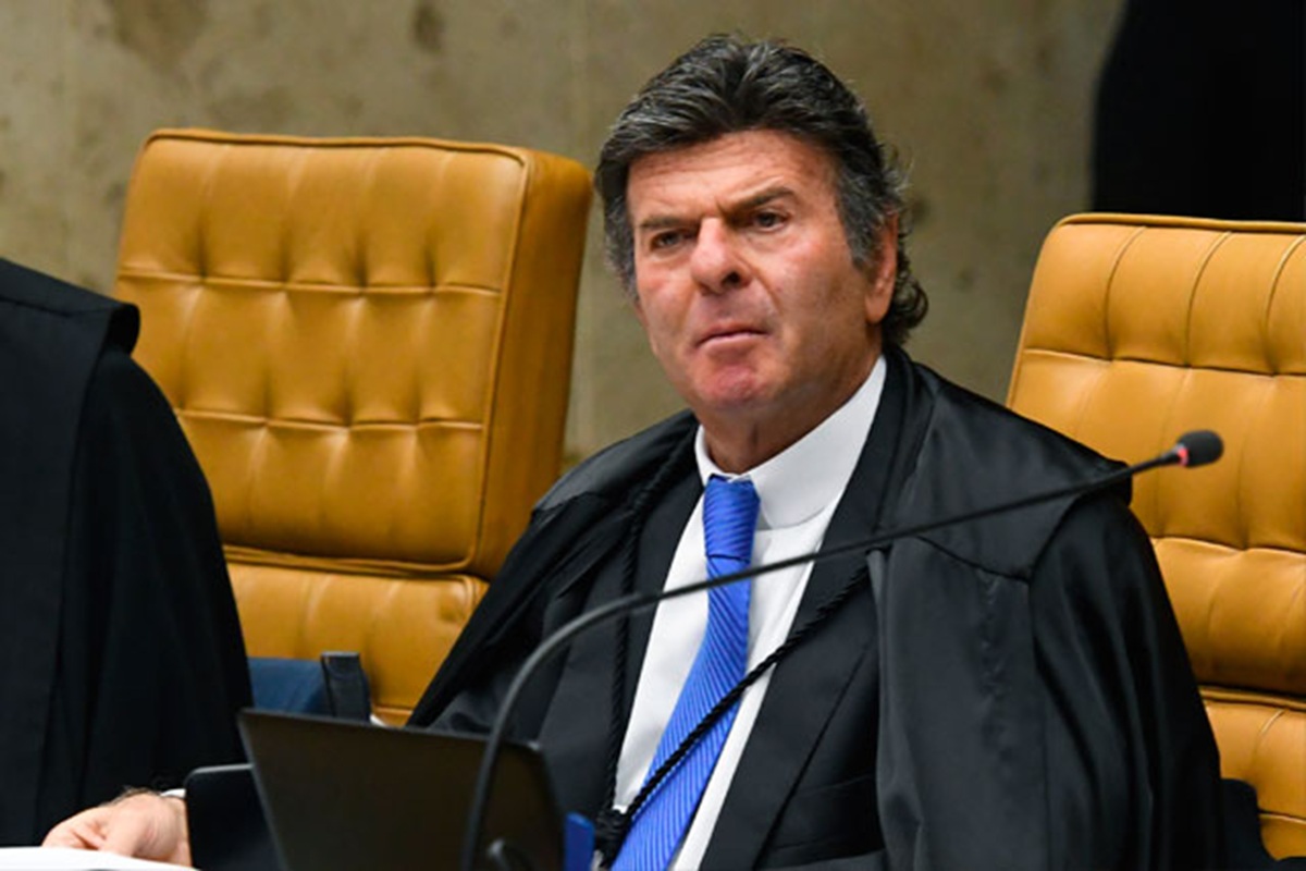 Divergências entre Fux e Moraes ganham destaque no julgamento do golpe