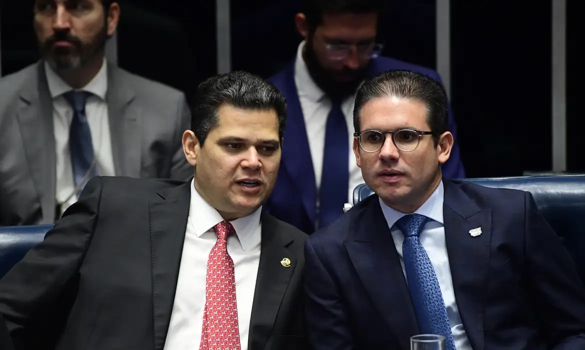 Alcolumbre e Motta - Foto de Saulo Cruz - Agência Senado