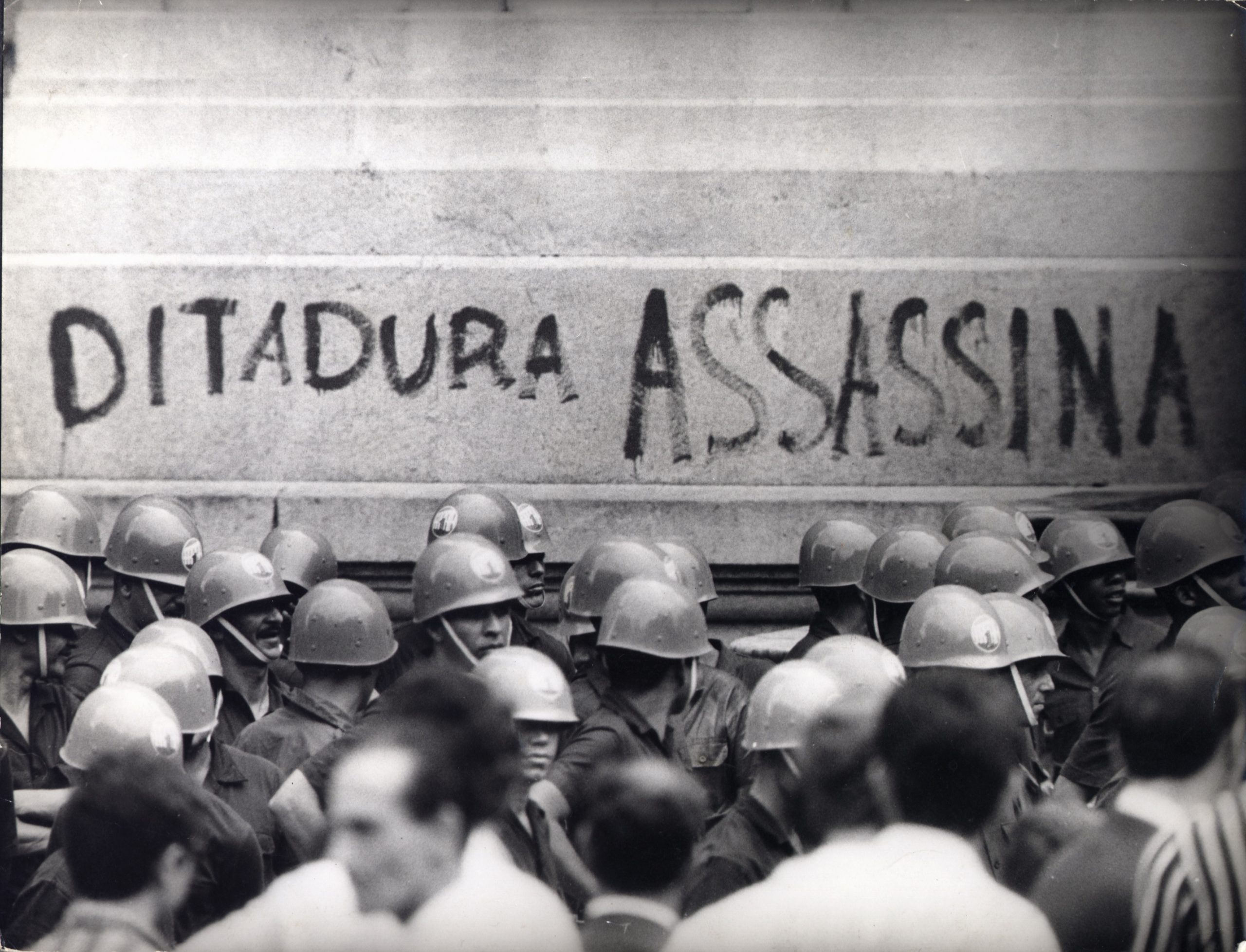 Manifestação no Rio de Janeiro em 1968. Foto: Arquivo Nacional, Correio da Manhã