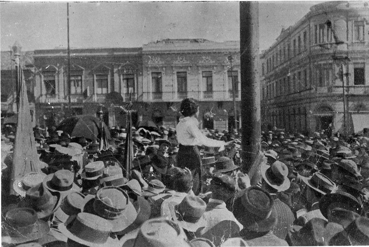 1 de maio de 1915 - Praça da Sé - Acervo Iconographia - Reprodução