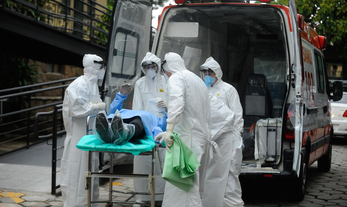 Surto de Ebola reacende críticas às políticas globais de saúde de Trump