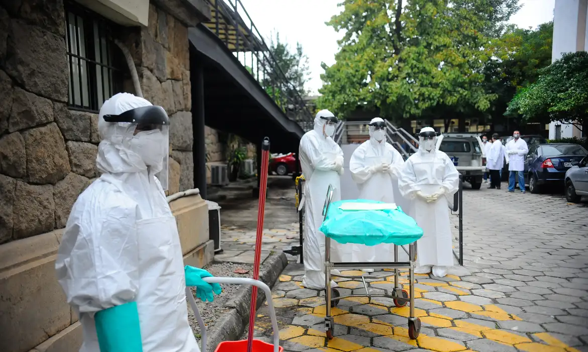 Surto de Ebola no Congo segue em “fase de expansão”, diz OMS