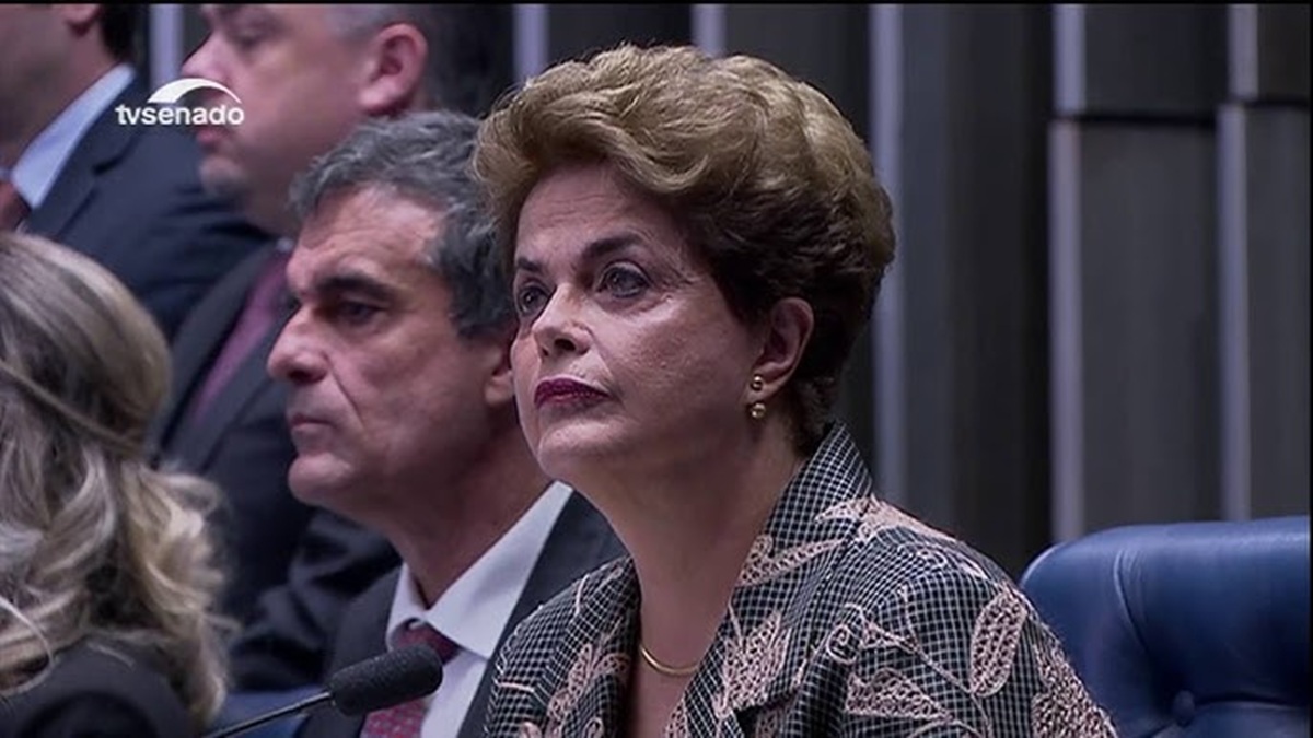 Dilma no discurso de defesa no impeachment - Reprodução TV Senado