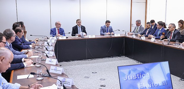 TSE e 26 partidos assinam pacto pela integridade das eleições