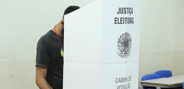Roraima vai às urnas neste domingo para eleger governador em eleição marcada por candidaturas contestadas
