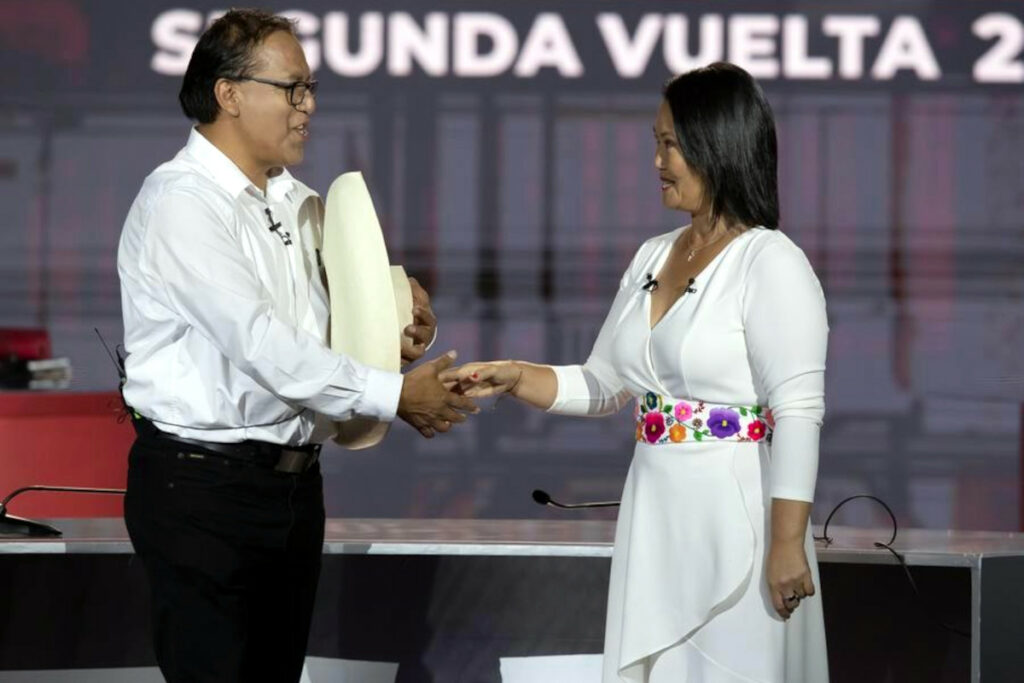 Sobrevivência do fujimorismo e herança colonial explicam profunda polarização política no Peru
