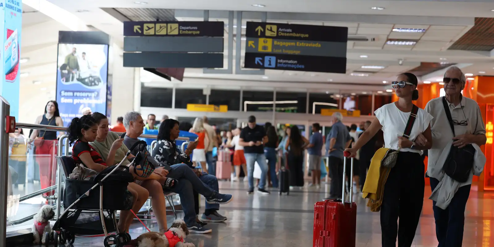Justiça condena companhia aérea a indenizar casal por cancelamento de voo de lua de mel