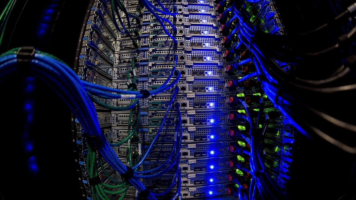 A esquerda e a conquista da fortaleza digital do capitalismo, por Rezgar Akrawi