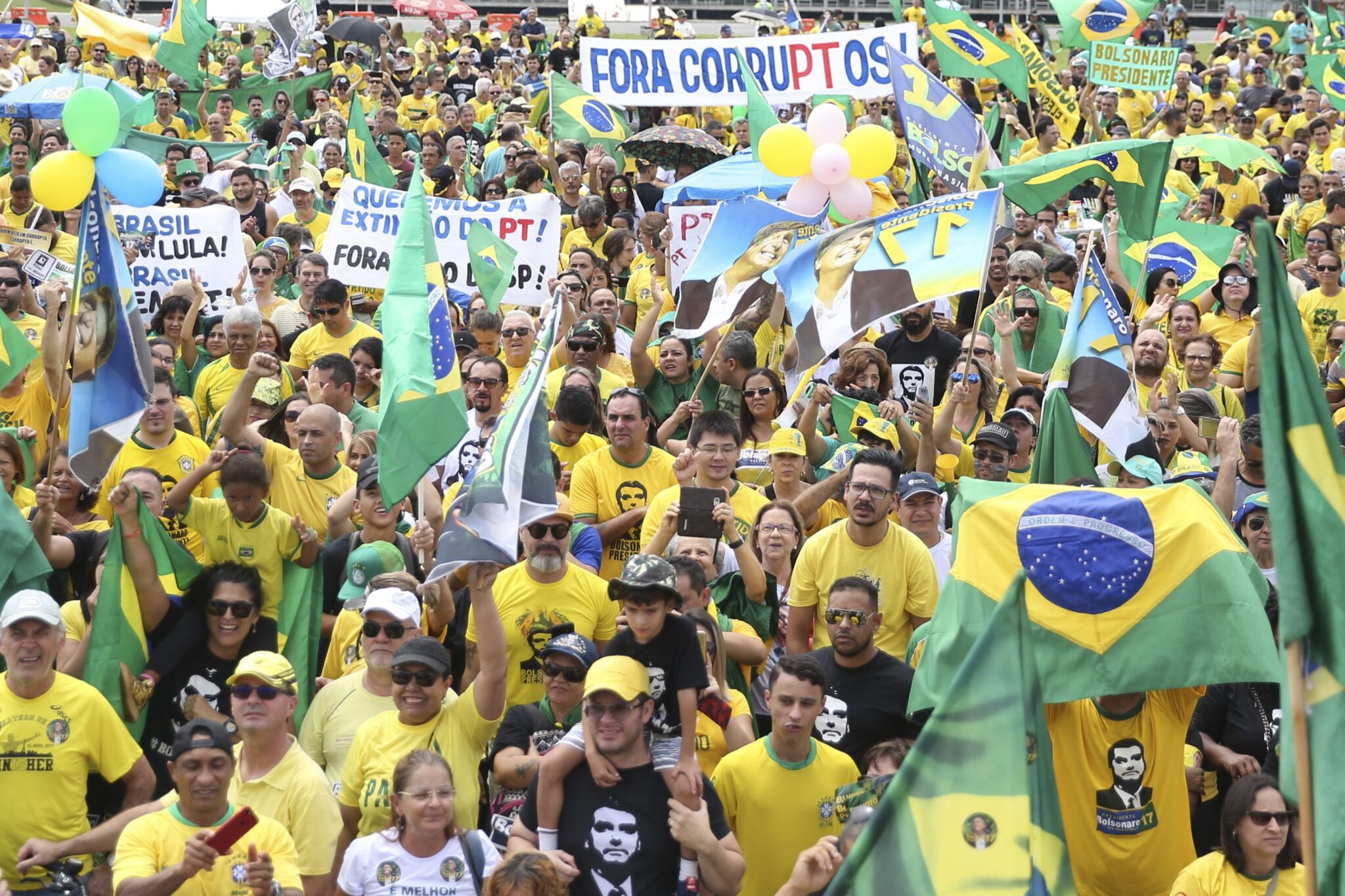 Empresas são condenadas por pressionar trabalhadores a votar em Bolsonaro em 2022