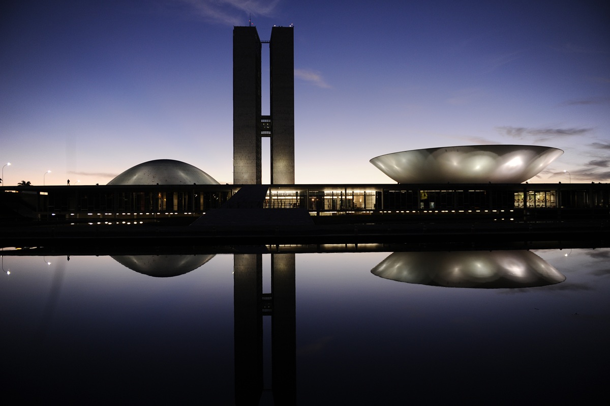 O Congresso que vem: pouca renovação, muito continuísmo, por Marcos Verlaine