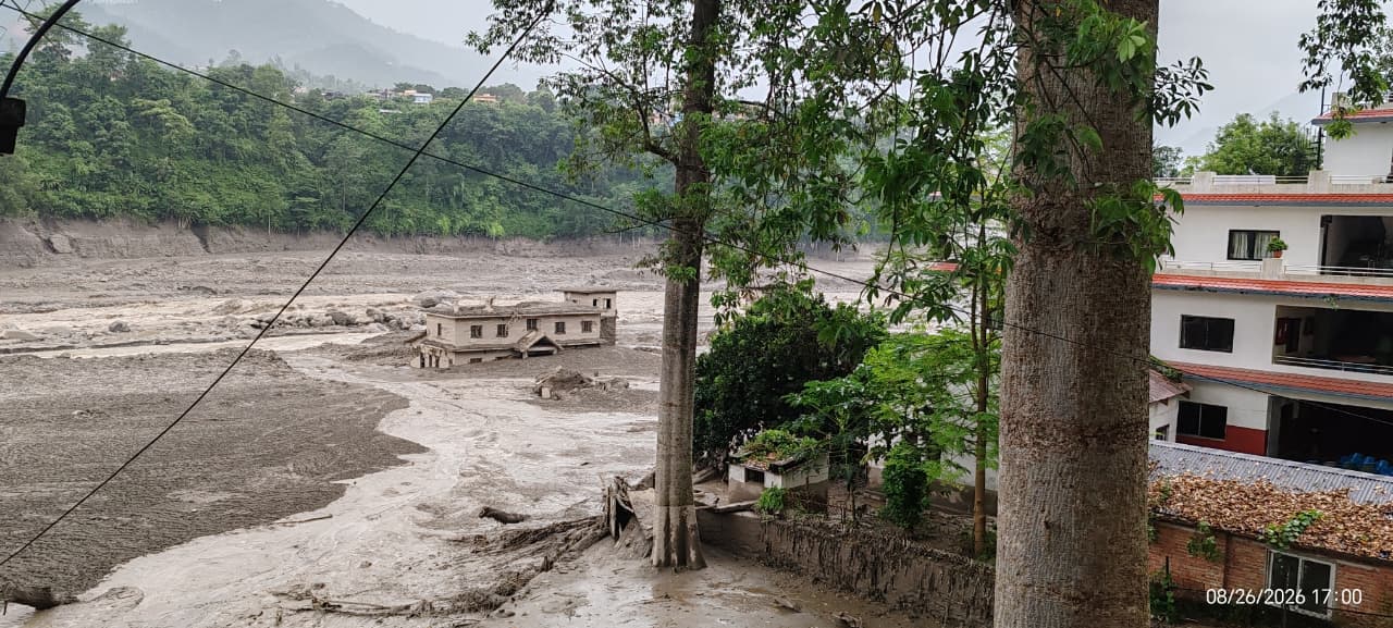Nepal tem quase 3 mil desaparecidos após colapso glacial e enchentes