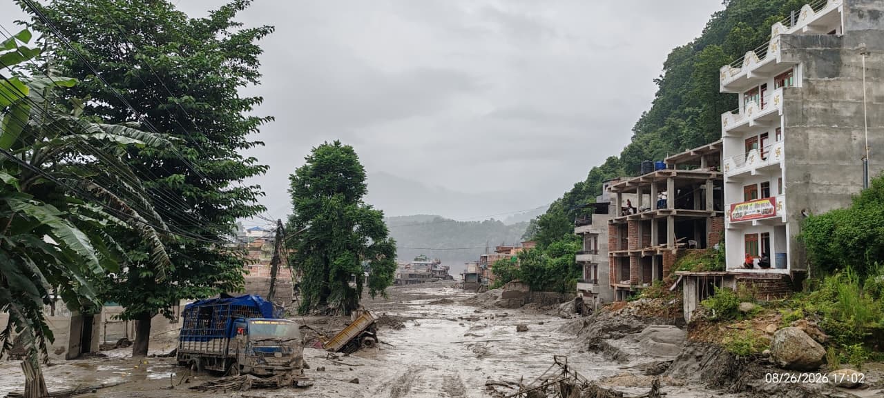 Enchentes no Nepal deixam 579 mortos e quase 2 mil desaparecidos, aponta Cruz Vermelha