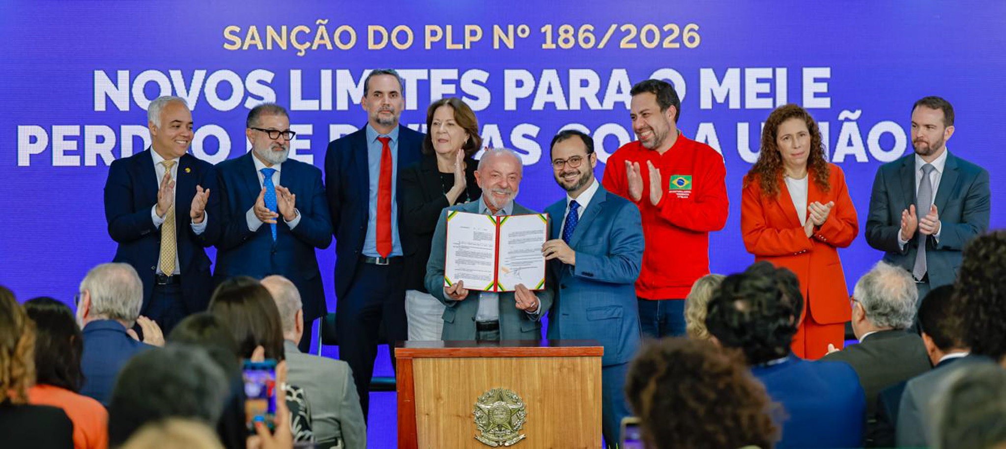 Lula sanciona lei que perdoa dívidas e amplia limite de faturamento do MEI