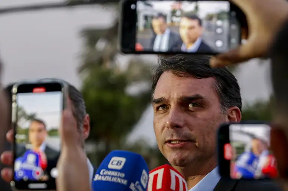 Flávio Bolsonaro - Foto de Bruno Peres - Agência Brasil