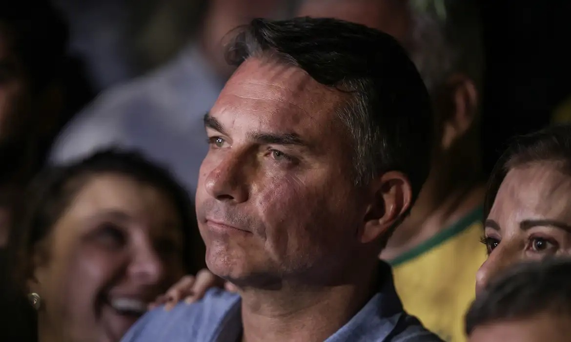 Flávio Bolsonaro em foto de Joédson Alves - Agência Brasil