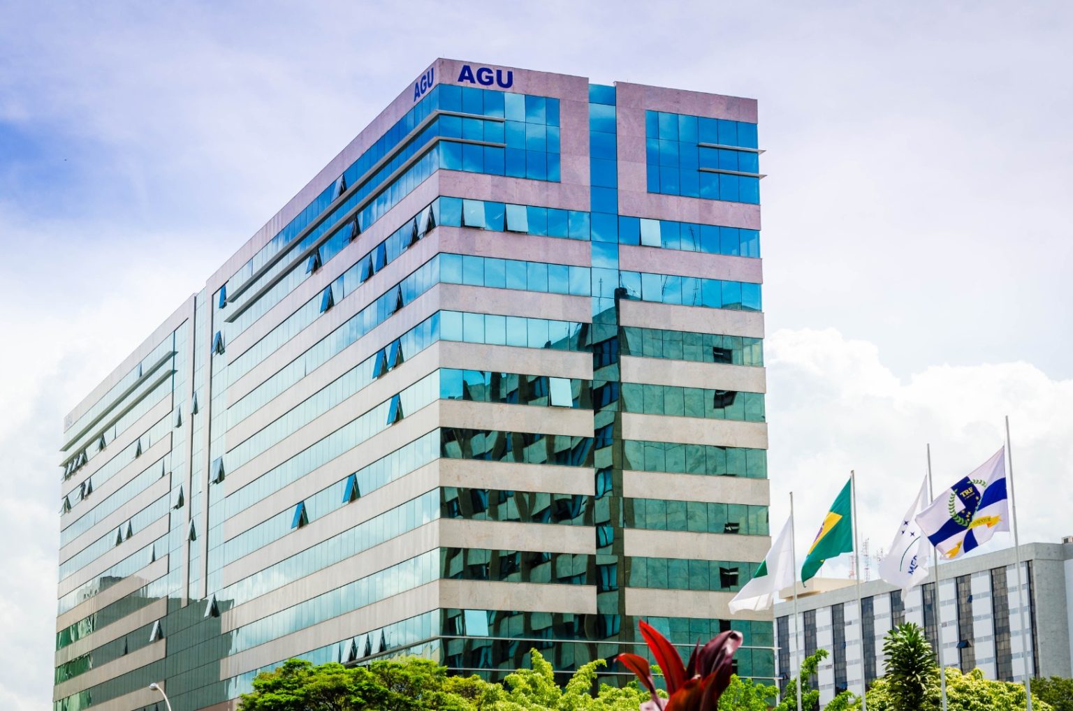 AGU pede investigação da PF sobre suposto financiamento dos EUA contra STF