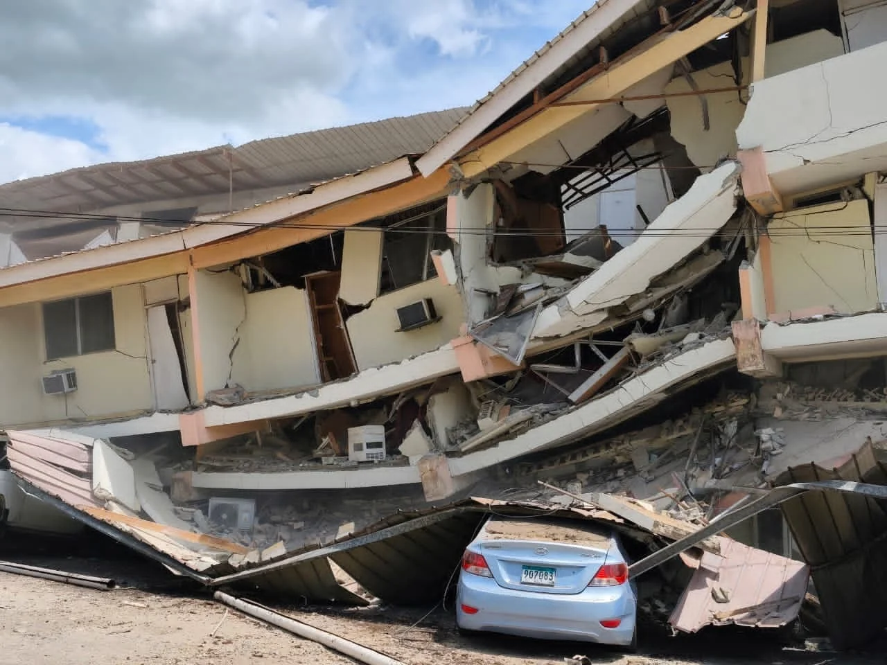 Terremoto de magnitude 7,7 atinge o Panamá e provoca danos em prédios