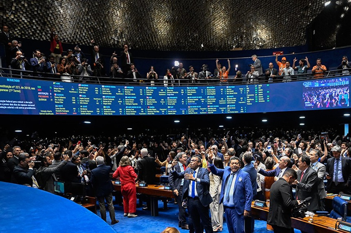 Votação fim da escala 6x1 - foto de Carlos Moura - Agência Senado